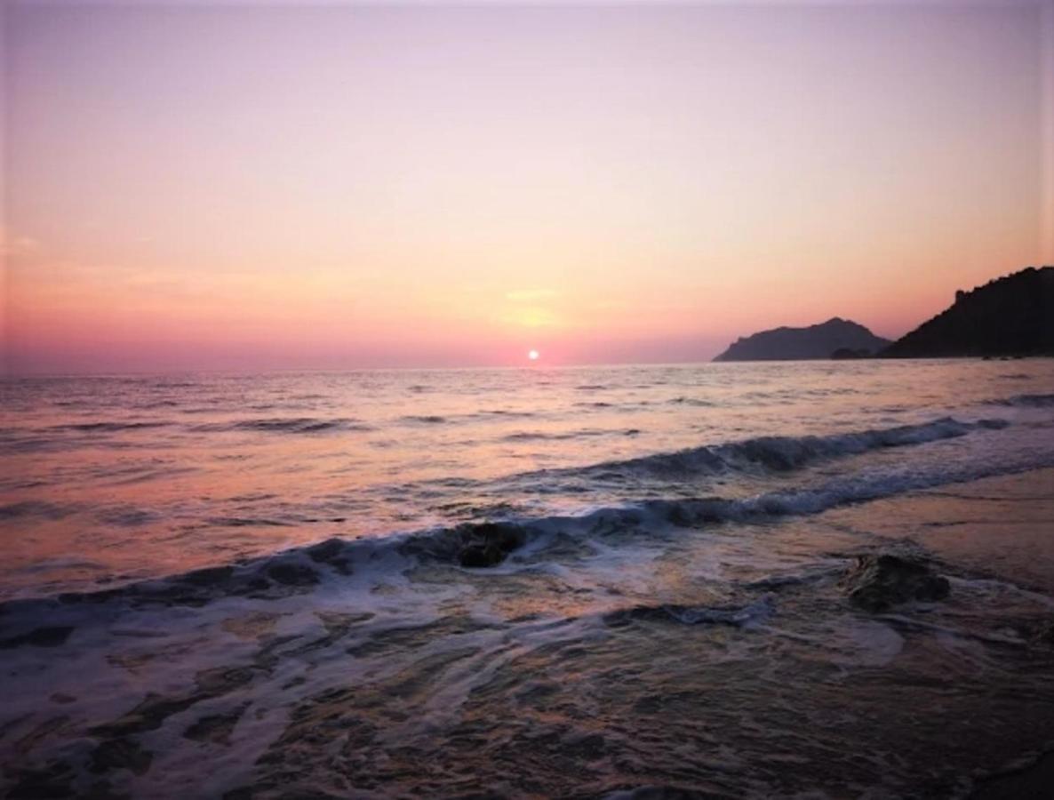 Dantina Agios Gordios Agios Gordios (Corfu)